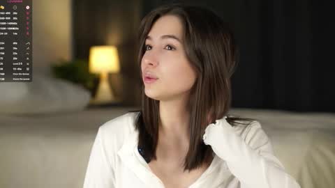 Tessa online show from November 4, 2025, 5:39 am