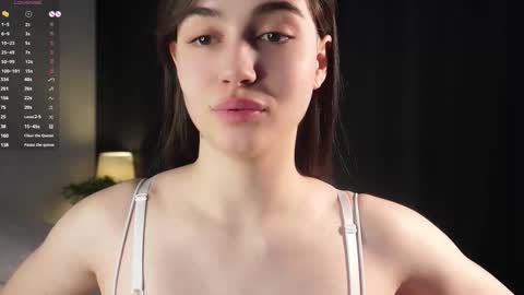 Tessa online show from February 25, 2026, 2:43 am