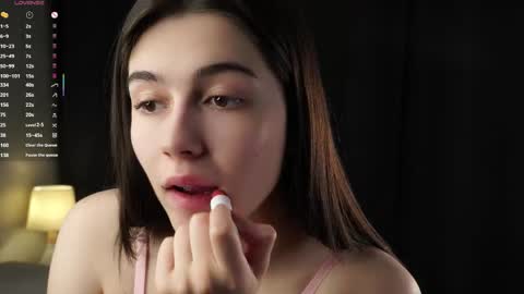 Tessa online show from April 26, 2026, 2:42 am