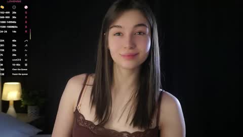 Tessa online show from April 29, 2026, 3:10 am