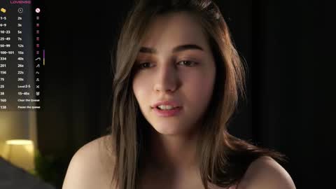 Tessa online show from May 8, 2026, 2:50 am