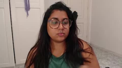 Snapshot of sheeylaroee chatting on May 13, 2026, 10:45 am Heidy online show from May 13, 2026, 10:45 am