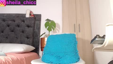 SHEILA  online show from May 6, 2026, 12:32 pm