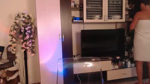 Snapshot of sheilaryan chatting on September 30, 2025, 4:50 am Sheila GMT 2 Tuesday Wednesday Friday Saturday Sunday- 8 5 online show from September 30, 2025, 4:50 am