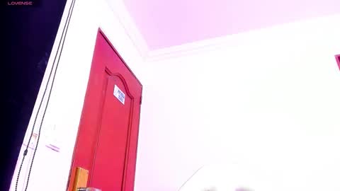 sheilly_brown online show from February 12, 2026, 5:02 am