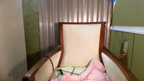 Red online show from October 3, 2025, 2:41 am