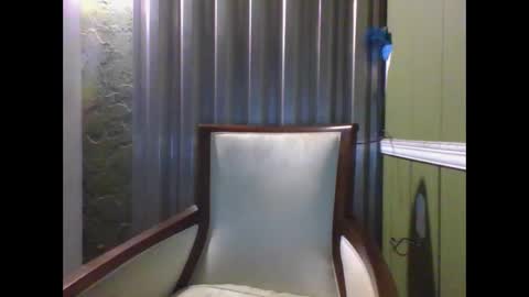 Red online show from October 25, 2025, 2:30 am