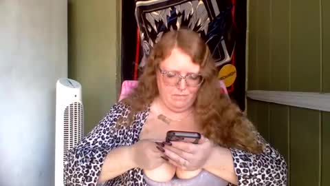 Snapshot of shelbyannn chatting on May 20, 2026, 2:34 pm Red online show from May 20, 2026, 2:34 pm