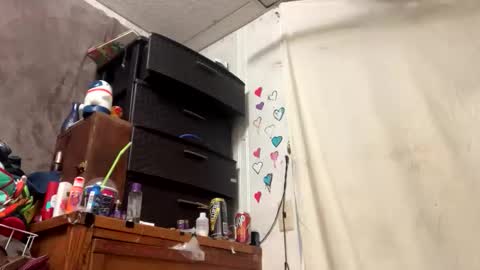 Shelby holes online show from October 29, 2025, 4:37 am