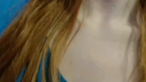 Erika online show from September 23, 2025, 8:12 pm