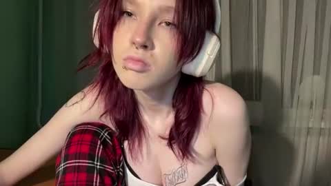 Snapshot of shellaatterbury chatting on July 7, 2026, 9:30 pm Peggy online show from July 7, 2026, 9:30 pm
