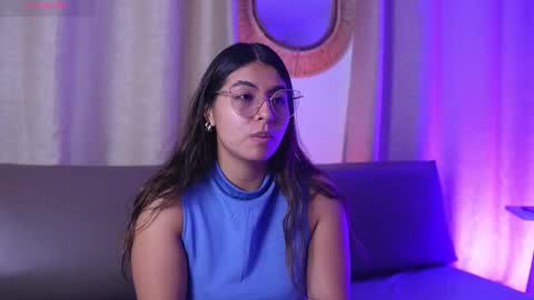  Transmission schedule Monday - Friday 715 am to 200 pm time Colombia  online show from November 3, 2025, 2:29 pm