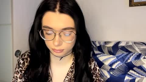 Snapshot of shellierosenau chatting on April 9, 2026, 3:17 pm Alice online show from April 9, 2026, 3:17 pm