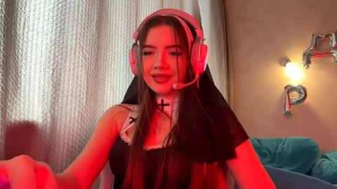 Ava online show from October 4, 2025, 3:15 am