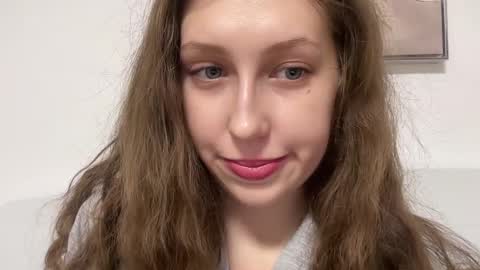 Snapshot of shelly333 chatting on January 27, 2025, 4:33 pm Shelly online show from January 27, 2025, 4:33 pm
