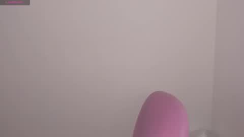   online show from December 21, 2025, 5:03 am