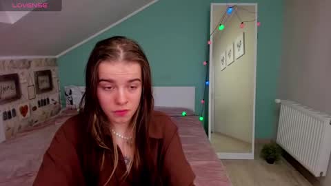 ShelyMoon online show from February 17, 2025, 8:04 pm