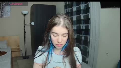 ShelyMoon online show from March 5, 2025, 12:16 am