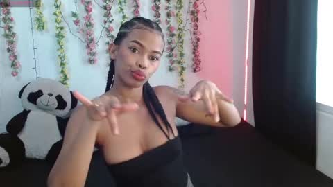 Snapshot of shenna_brunette_ chatting on October 8, 2025, 8:50 pm Shenna online show from October 8, 2025, 8:50 pm