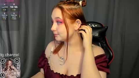 Anna online show from December 16, 2025, 3:17 pm