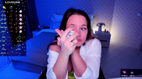Snapshot of sherill_brill chatting on December 4, 2024, 7:39 am Sheril online show from December 4, 2024, 7:39 am