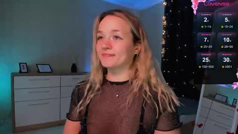 Snapshot of sherill_brill chatting on February 9, 2025, 10:42 am Sheril online show from February 9, 2025, 10:42 am