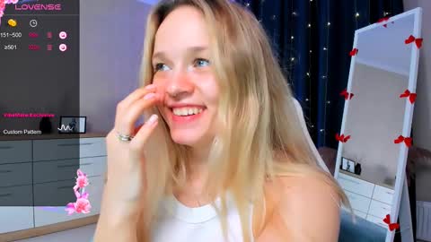 Snapshot of sherill_brill chatting on March 6, 2025, 5:54 pm Sheril online show from March 6, 2025, 5:54 pm