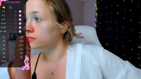 Snapshot of sherill_brill chatting on March 12, 2025, 6:00 pm Sheril online show from March 12, 2025, 6:00 pm
