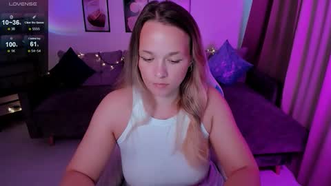 Snapshot of sherill_brill chatting on September 13, 2025, 7:52 am Sheril online show from September 13, 2025, 7:52 am
