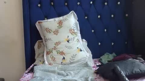 Snapshot of sherry_l chatting on March 6, 2026, 12:01 pm sherry_l online show from March 6, 2026, 12:01 pm