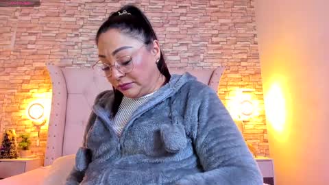 Keyla online show from January 5, 2025, 1:58 pm