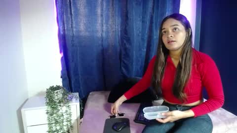 Melissa online show from September 23, 2025, 2:09 pm