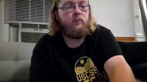 Snapshot of shifty885 chatting on September 15, 2025, 1:38 am shifty885 online show from September 15, 2025, 1:38 am