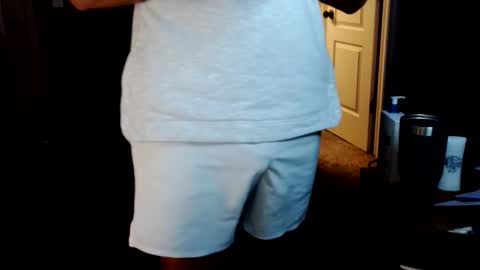 shimmyloe online show from January 17, 2026, 9:58 am