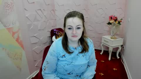 shining_mermaid online show from June 2, 2026, 8:16 am