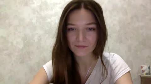 Jesica online show from November 22, 2025, 5:56 pm