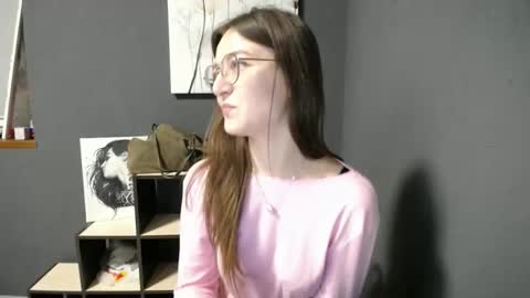 Jesica online show from March 9, 2026, 7:45 am