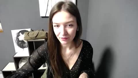Jesica online show from May 4, 2026, 5:58 am