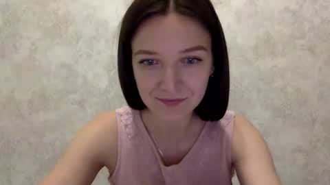 Jesica online show from May 6, 2026, 7:41 pm