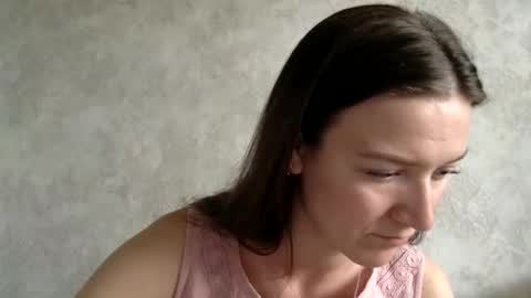 Jesica online show from May 8, 2026, 1:27 pm