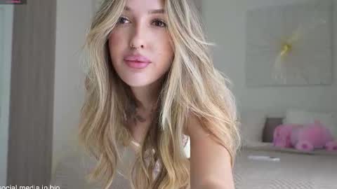 Melissa online show from November 10, 2025, 1:37 am