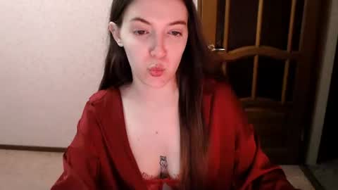 shiraha___rafieru online show from May 3, 2026, 7:42 pm