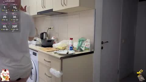 Snapshot of shirayuki_hime chatting on October 14, 2025, 7:14 pm Im Lilu Rosenblum  Guys I have   ----Ill be glad to see you there online show from October 14, 2025, 7:14 pm