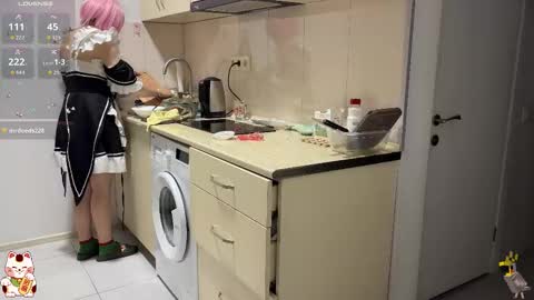 Snapshot of shirayuki_hime chatting on October 17, 2025, 5:26 pm Im Lilu Rosenblum  Guys I have   ----Ill be glad to see you there online show from October 17, 2025, 5:26 pm