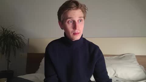 Matthew online show from September 23, 2025, 9:29 pm