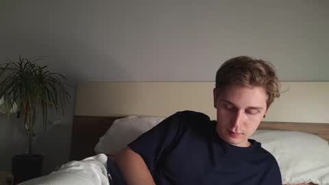 Matthew online show from September 30, 2025, 9:42 pm