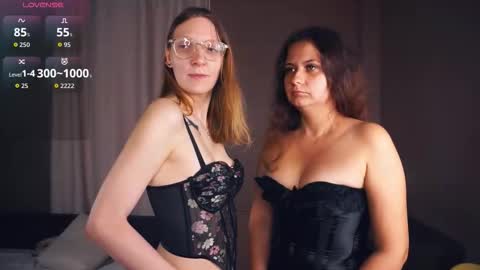Gretta and Lucia online show from September 9, 2025, 6:46 am