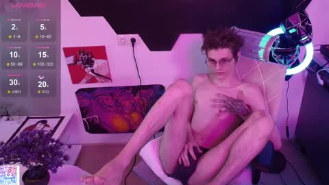 shiromy_ online show from June 7, 2026, 5:38 pm