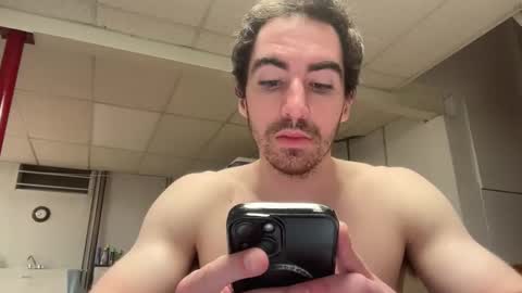 Snapshot of shirtlesshunk15 chatting on May 10, 2026, 2:17 am shirtlesshunk15 online show from May 10, 2026, 2:17 am