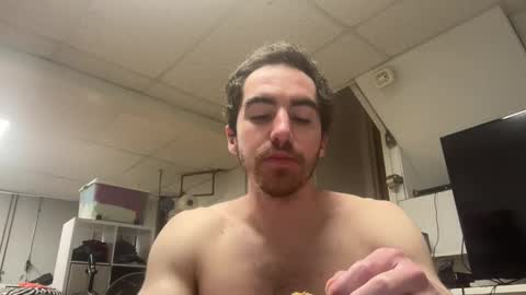 Snapshot of shirtlesshunk15 chatting on May 12, 2026, 10:18 pm shirtlesshunk15 online show from May 12, 2026, 10:18 pm